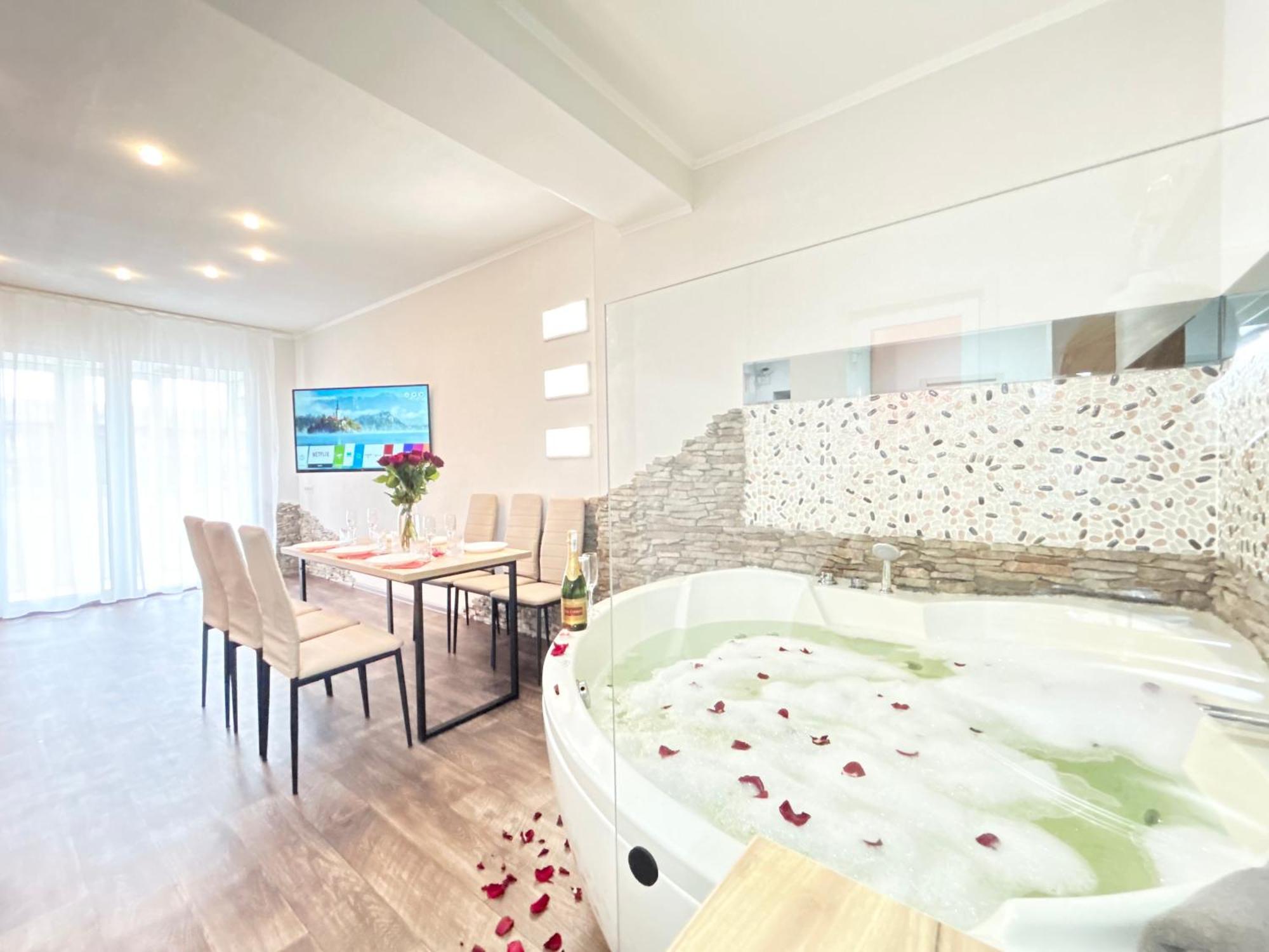 Апартаменты Возле Бц Тетрис Клочковская Kharkiv Extérieur photo